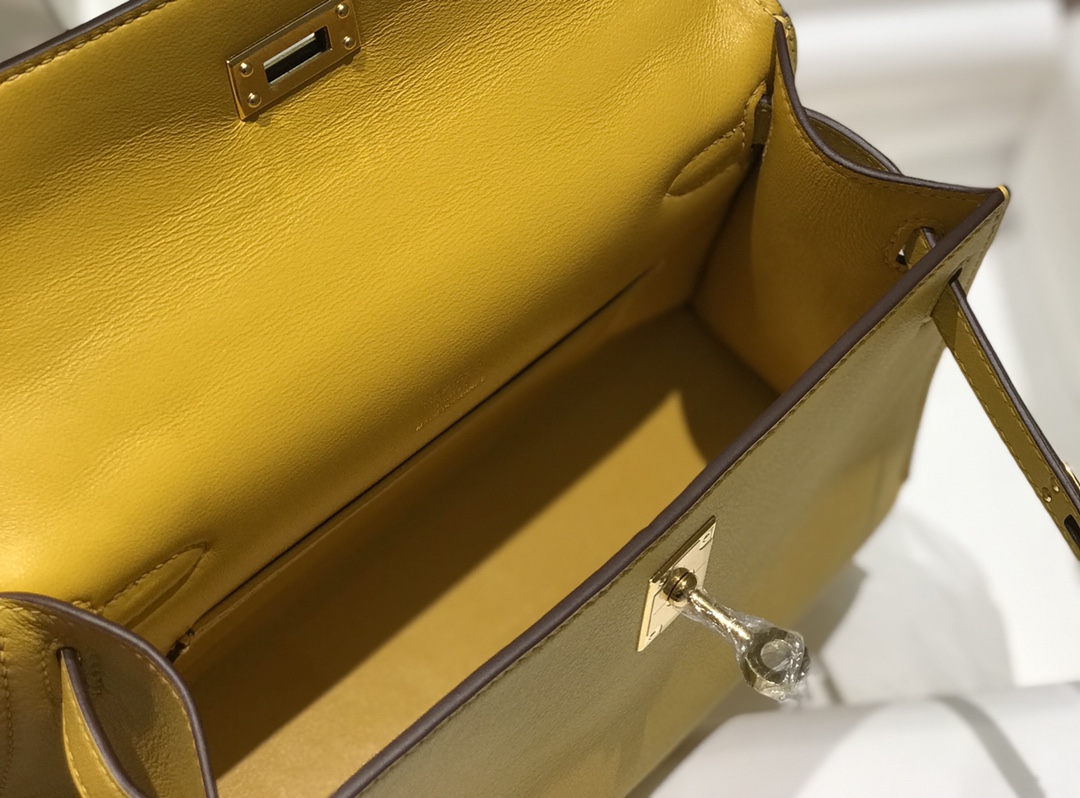 Hermes Mini Kelly Pochette 22cm Bag In Yellow Amber Swift Leather